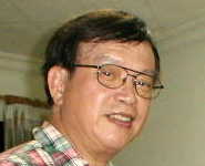 dadsclose-upphoto.jpg